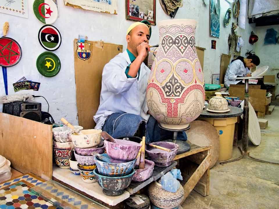 Fes shopping tour with an local guide